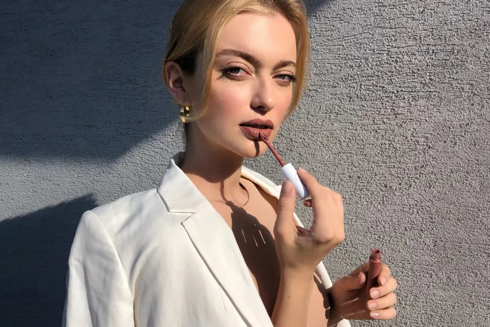 Jak zrobić makijaż wieczorowy, który zachwyci i utrzyma się całą noc